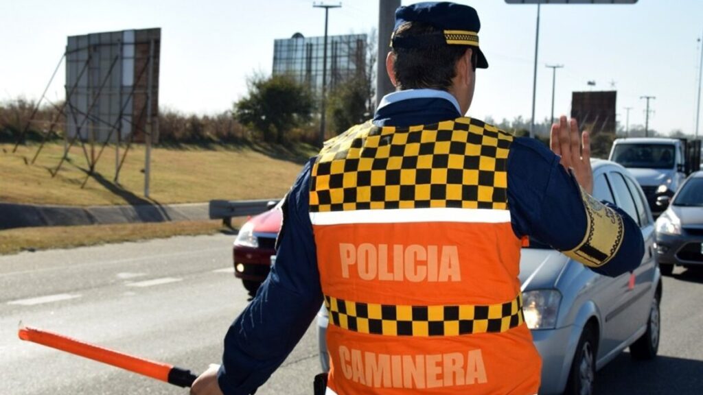 Seguridad de Córdoba anunció que presentó una denuncia penal por falsa denuncia contra Daniel Alberto Luján, un empresario que había acusado a efectivos de la Policía Caminera de haber simulado un fusilamiento y de intentar extorsionarlo.