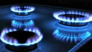 Las tarifas de electricidad y gas aumentan un 4% desde este mes en todo el país.