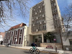 El informe que elaboró una consultora privada ya está en poder de la Fiscalía de René Bosio. Analizan si se cometieron delitos económicos, como malversación, fraude o desvío de fondos públicos