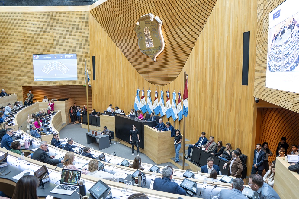 A días de su vigencia nacional, la Unicameral adecuó la ley provincial al nuevo Régimen Penal Juvenil
