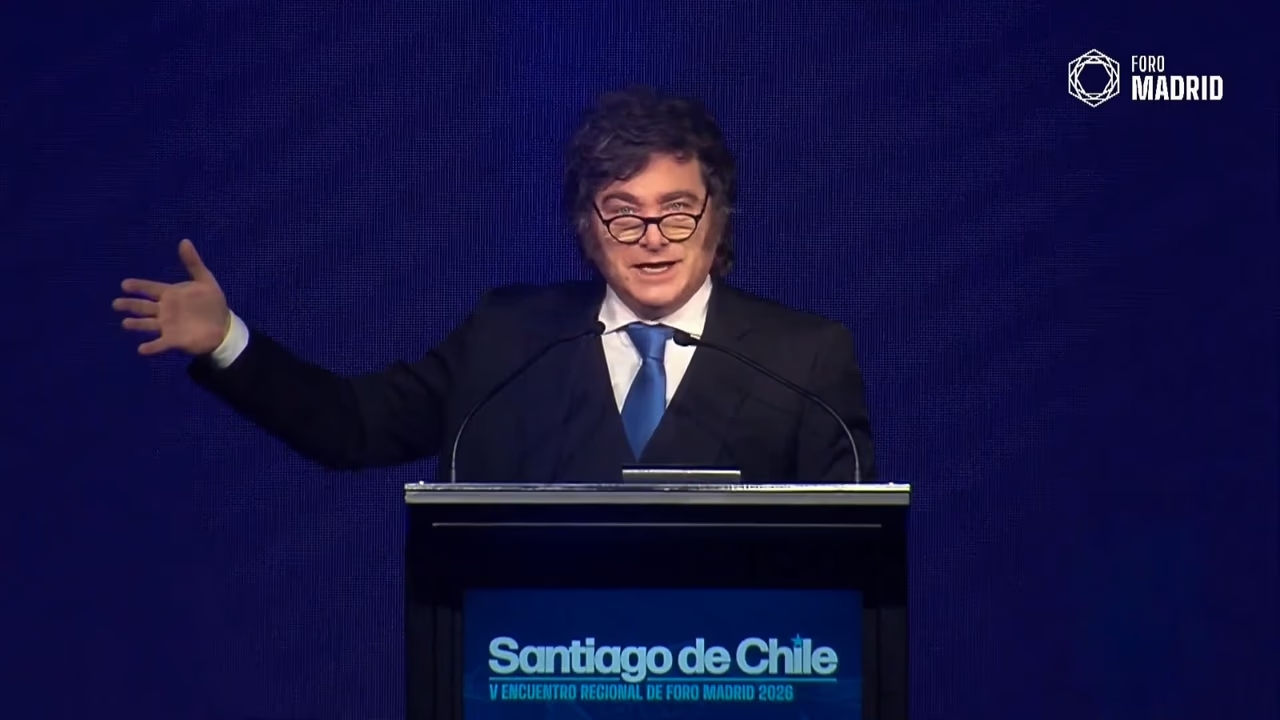 En Chile, Milei reivindicó el derrocamiento de Allende, criticó a Pedro Sánchez y a Macri