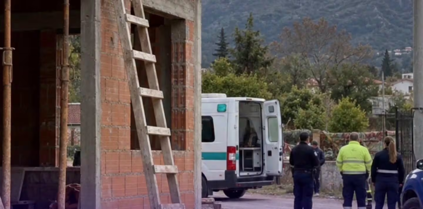 Tragedia en Estancia Vieja: murió un albañil de 23 años tras recibir una descarga eléctrica