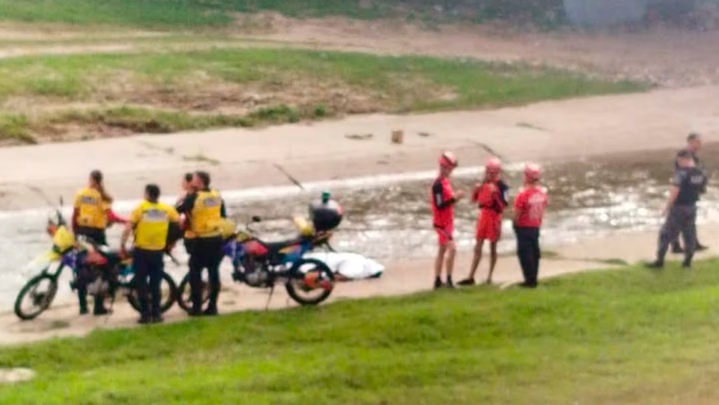Conmoción en Córdoba: investigan la muerte de un hombre hallado en el río Suquía